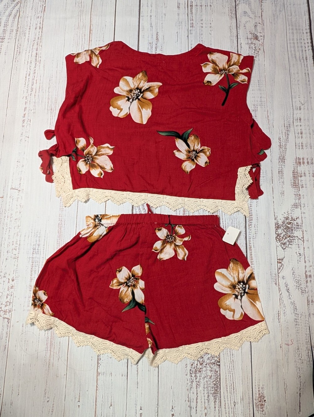 Umgee Women's Maroon Red Floral Eyelet Lace Trim 2-Piece Crop Top and Shorts Set - Picture 4 of 12